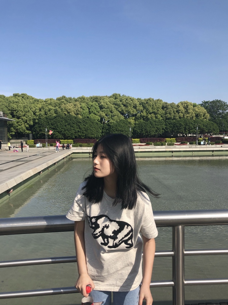 楊梦瑶-安徽省·六安市·金安区-抖音-之前做过淘宝买家秀，出图快，会p图，图片高清，韩系甜美风均可，身高160，体重80斤，期待合作～✌️