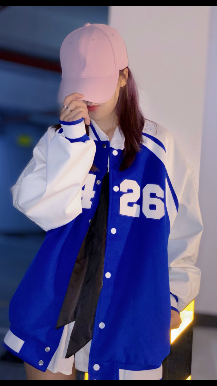 Yui-广东省·惠州市·惠城区-抖音-身高164体重42㎏
会p图会简单的剪辑  买家秀 寄拍都可以  风格多变  拍照经验较丰富 平常每天也会在社交平台发布视频