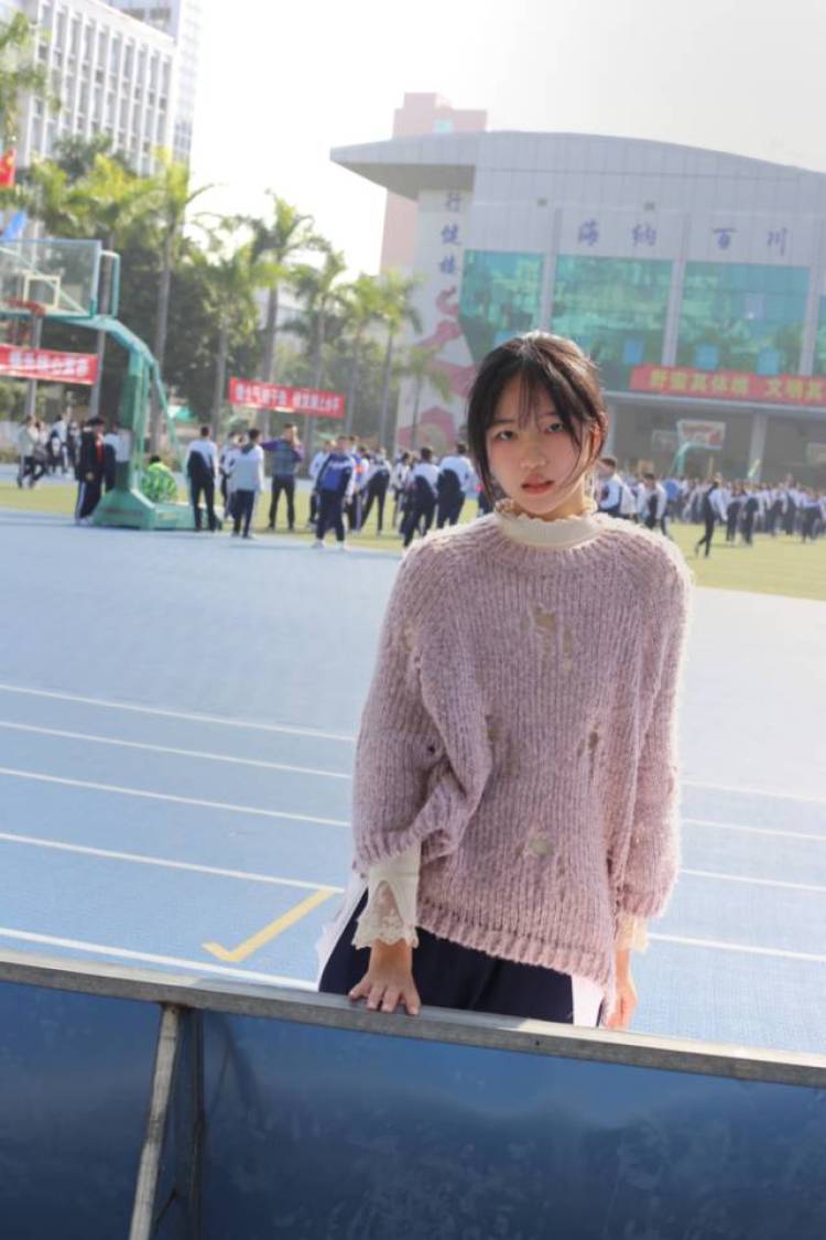 冰水加糖-广东省·深圳市·宝安区-抖音|***-高中生,喜欢拍照,接单范围为:寄拍,送拍,种草笔记,买家秀等