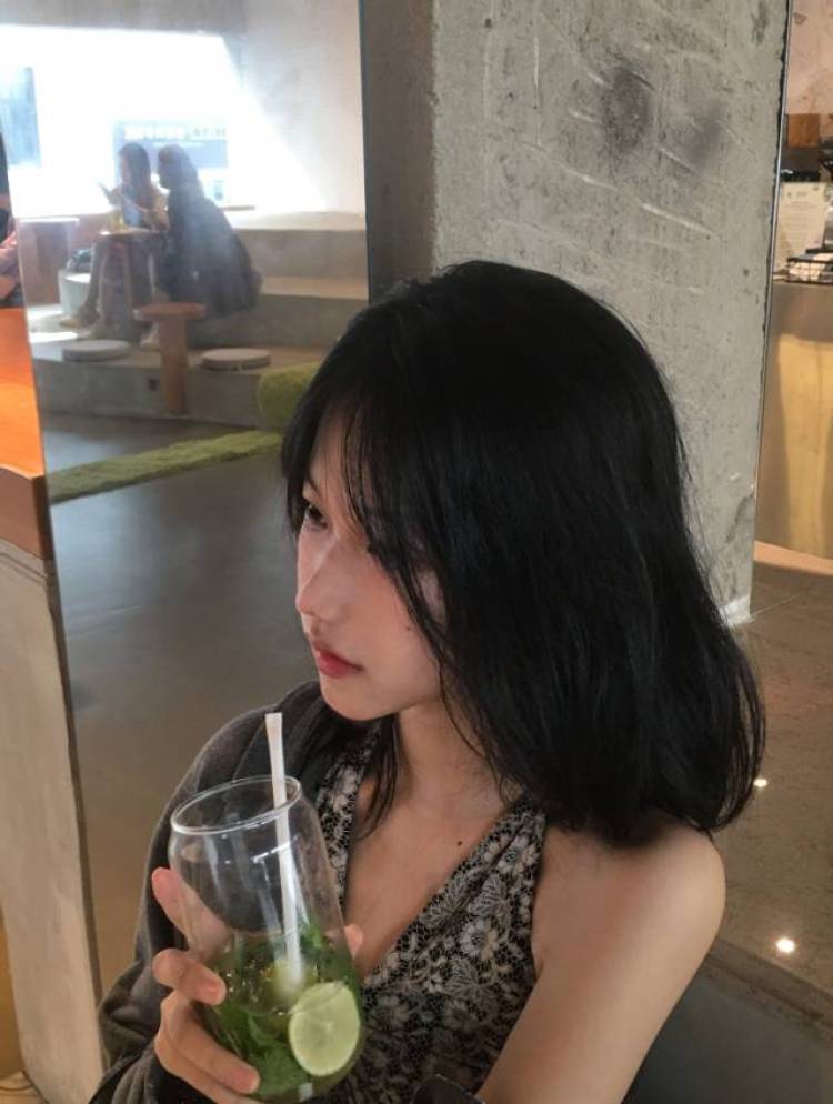 冰水加糖-广东省·深圳市·宝安区-抖音|***-高中生,喜欢拍照,接单范围为:寄拍,送拍,种草笔记,买家秀等