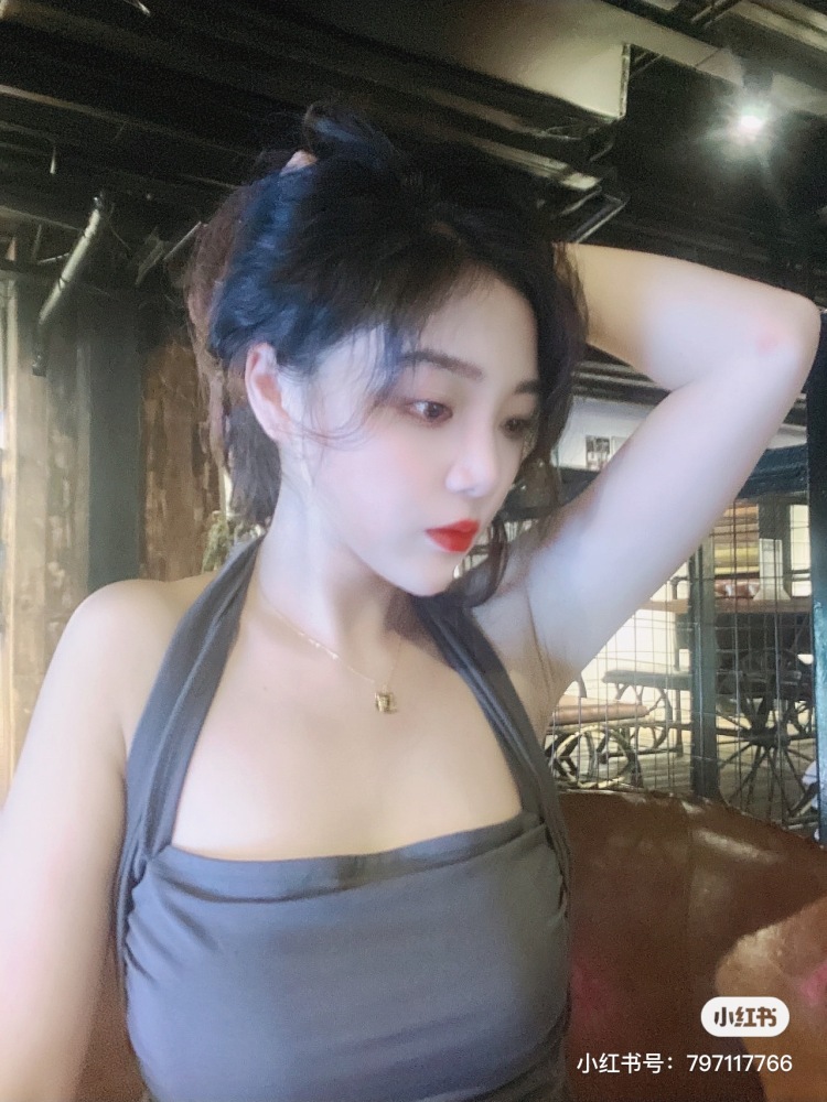 萝.萝-重庆市·重庆市·渝北区--小个子微胖,爱拍照爱打扮
接寄拍 买家秀 美妆
风格多样 出图快很好沟通