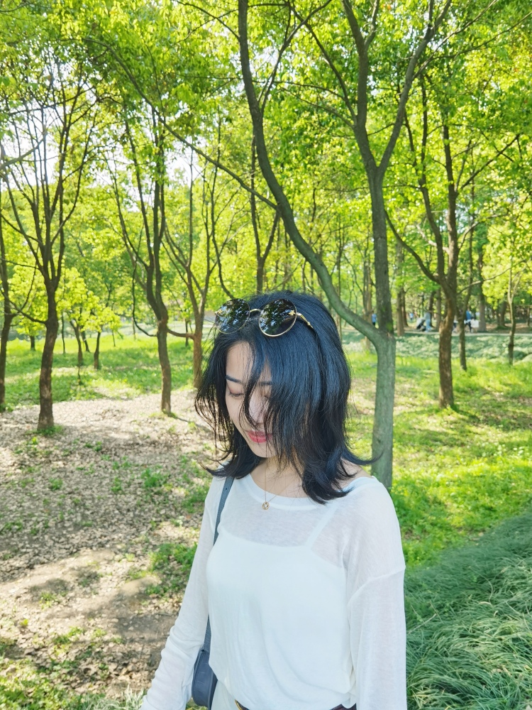 文文-浙江省·杭州市·萧山区--空乘小姐姐一枚~甜美可爱系~可买家秀可测评可开箱可软文哦,摆拍他拍自拍我都行,可软萌可酷飒