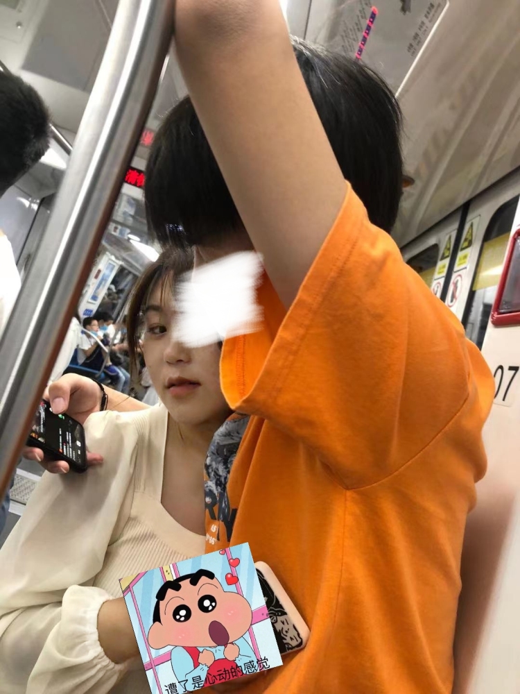 SEHILLN.-江苏省·苏州市·吴江区-快手 ***-买家秀 会唱歌 会ps 会摄影 学过化妆 可以长期接单 服装 饰品 美瞳 化妆品 等等都可以
风格:软妹 甜辣 盐系 酷酷女孩 等等风格都能驾驭