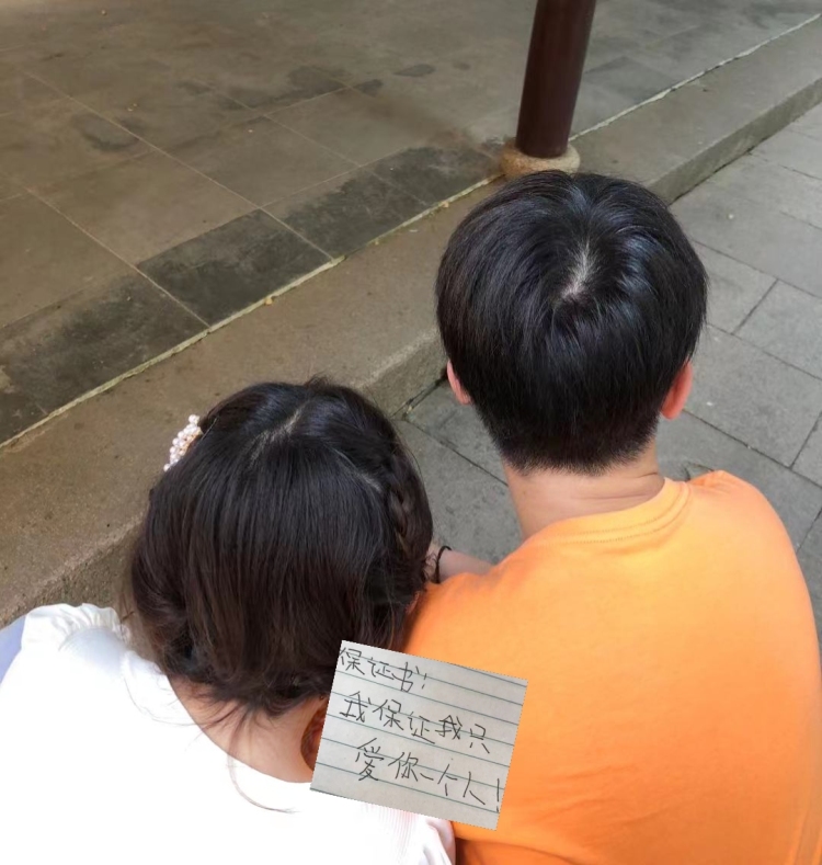 SEHILLN.-江苏省·苏州市·吴江区-快手 ***-买家秀 会唱歌 会ps 会摄影 学过化妆 可以长期接单 服装 饰品 美瞳 化妆品 等等都可以
风格:软妹 甜辣 盐系 酷酷女孩 等等风格都能驾驭