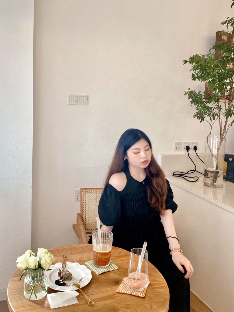 细小园呀_-广东省·东莞市·莞城街道--本人比较喜欢拍照,探店,美食,可以做一些正规下单那种寄拍!!好说话,长相还可以,身高155体重112,有需要的可以找我!