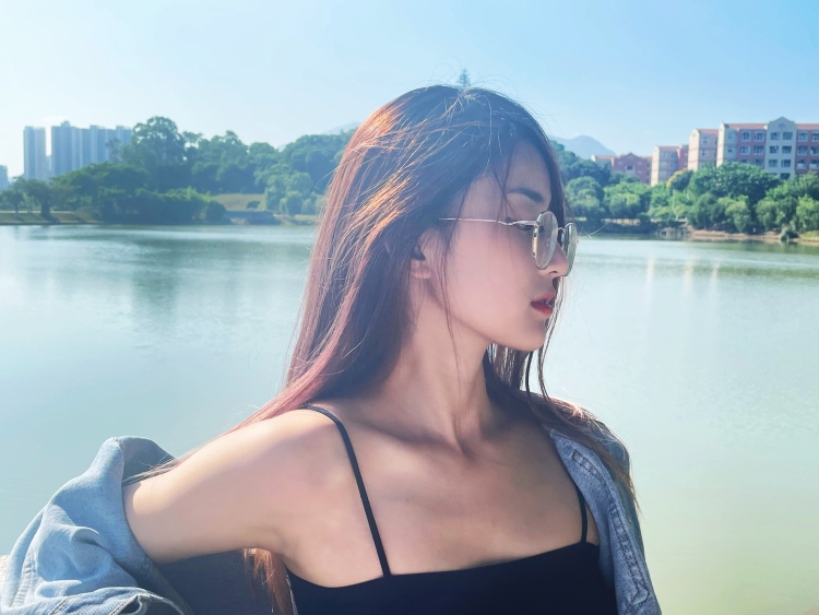 double臣-福建省·厦门市·思明区-***-p图,剪视频以及种草笔记均擅长;设计专业(985院校),有接触到拍摄;接寄拍,拍摄,电商以及发模;***养号(关于时装,美妆以及艺术);