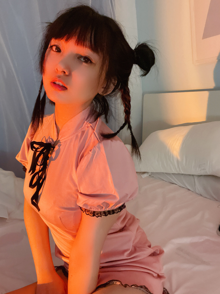 腐宅兔几-北京市·北京市·西城区-全民K歌-接寄拍 :假发 化妆品 衣服 鞋子 包包 饰品 汉服 JK 和服 女仆装 各种小裙子 …时间充裕 除了寄拍 其他模式也可以尝试(虽然没经验 但是热爱学习 可塑性强)