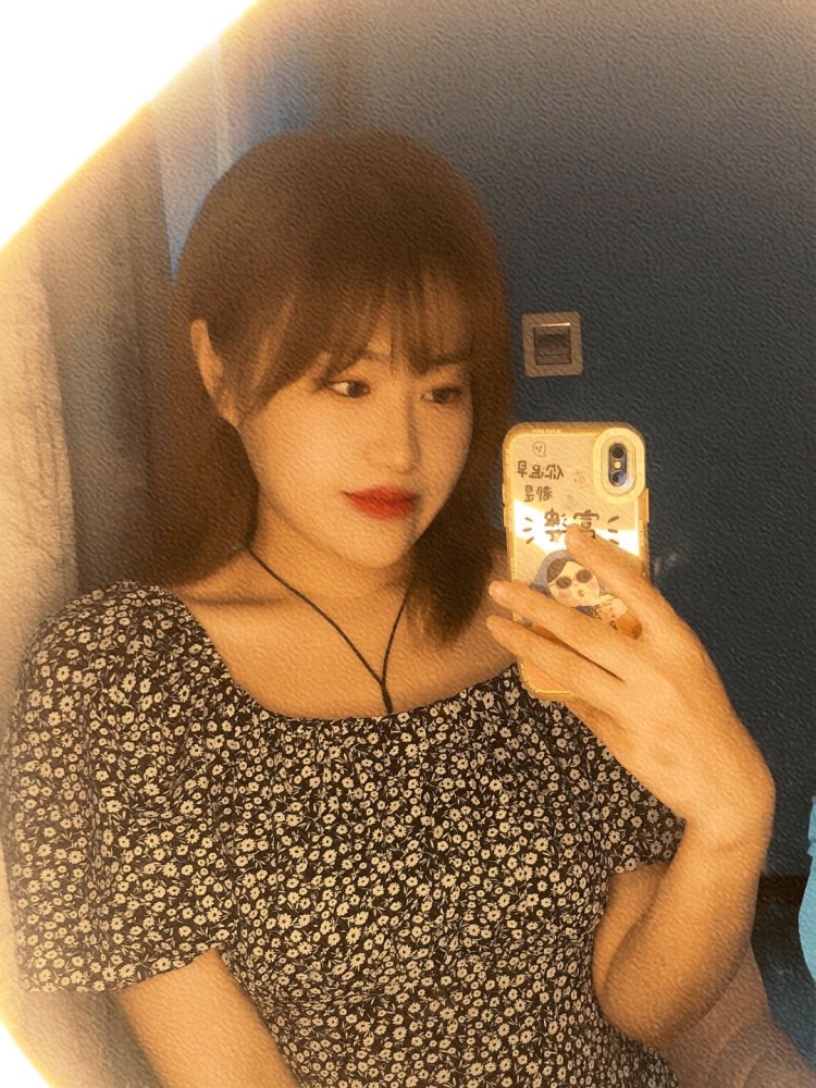 ʚ J ɞ-辽宁省·沈阳市·铁西区-抖音 微博 ***-接衣服返图,买家秀,测评,首饰鞋子也可。168cm 120斤