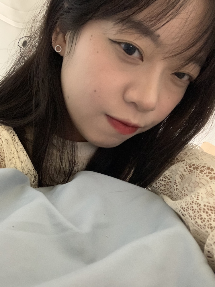 虎子-安徽省·蚌埠市·龙子湖区--会修图,会写文案,风格多变,可以拍外景,ins简约大方也可以,宿舍用品,化妆品,化妆测评,都可接。