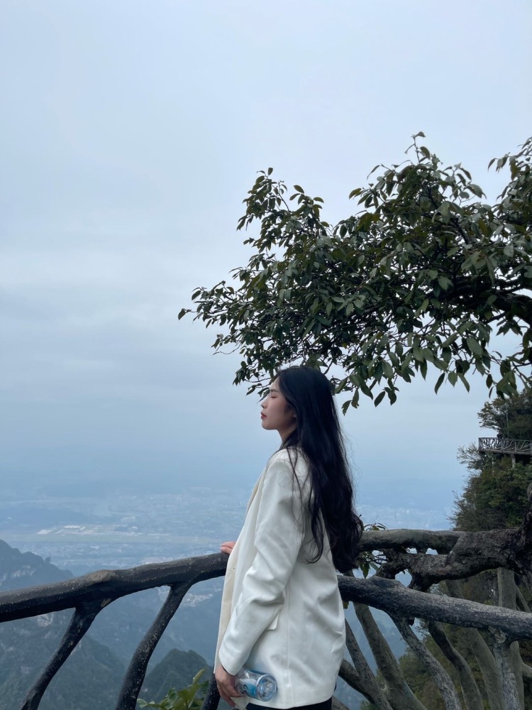 🐘 木木夕、-湖北省·武汉市·武昌区-抖音,微博,***-新人一枚、但是对待此事认真负责。喜欢旅游拍照,会P图。什么风格都可以。