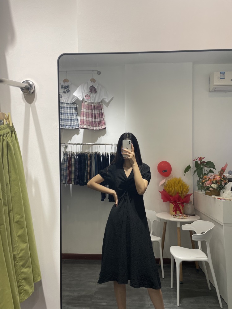 ᥫᩣ-四川省·成都市·锦江区--接寄拍,瞳模 开箱测评 化妆品 饰品等都可以,会拍照修图剪短视频,出图快有耐心
年龄:22
身高:168CM
体重:52KG