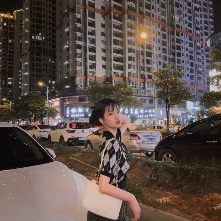 原来如此...-广东省·广州市·天河区-***-买家秀,***,风格可盐可甜,155cm/44kg,会化妆会拍照P图制作视频,有摄影师