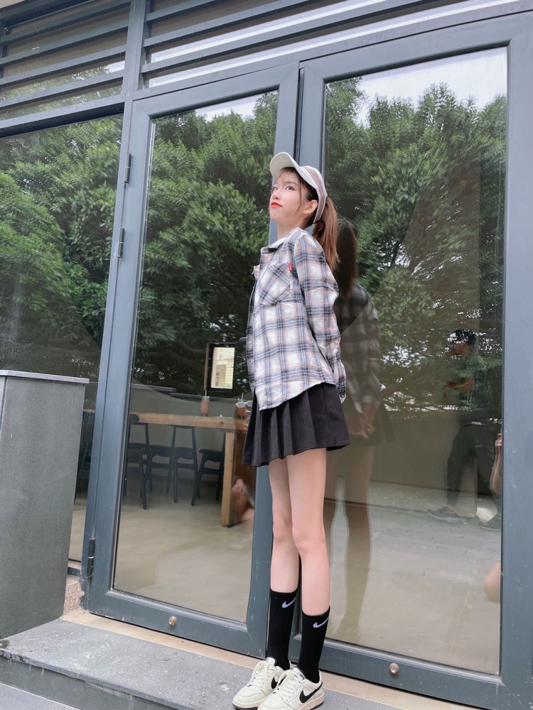 A*🔱精品欧韩货女装-福建省·泉州市·晋江市-抖音,***-长期接拍各自服装排版及买家秀和平面图有兴趣私聊我 保证拍给你们满意现有资源是多名模特都可拍摄 有量有价
