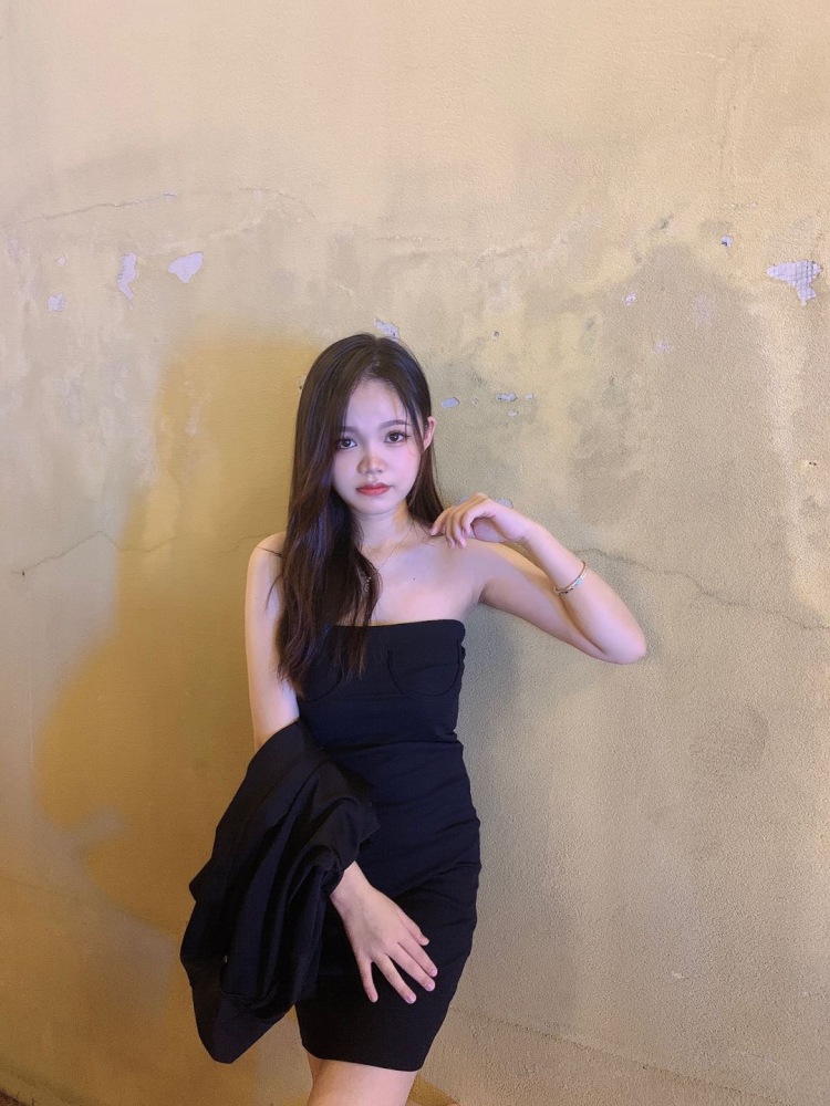 momo-海南省·海口市·龙华区-抖音-可寄拍 衣服 包包 鞋子 美瞳 身高161 体重88 不限套数 不怕吃苦