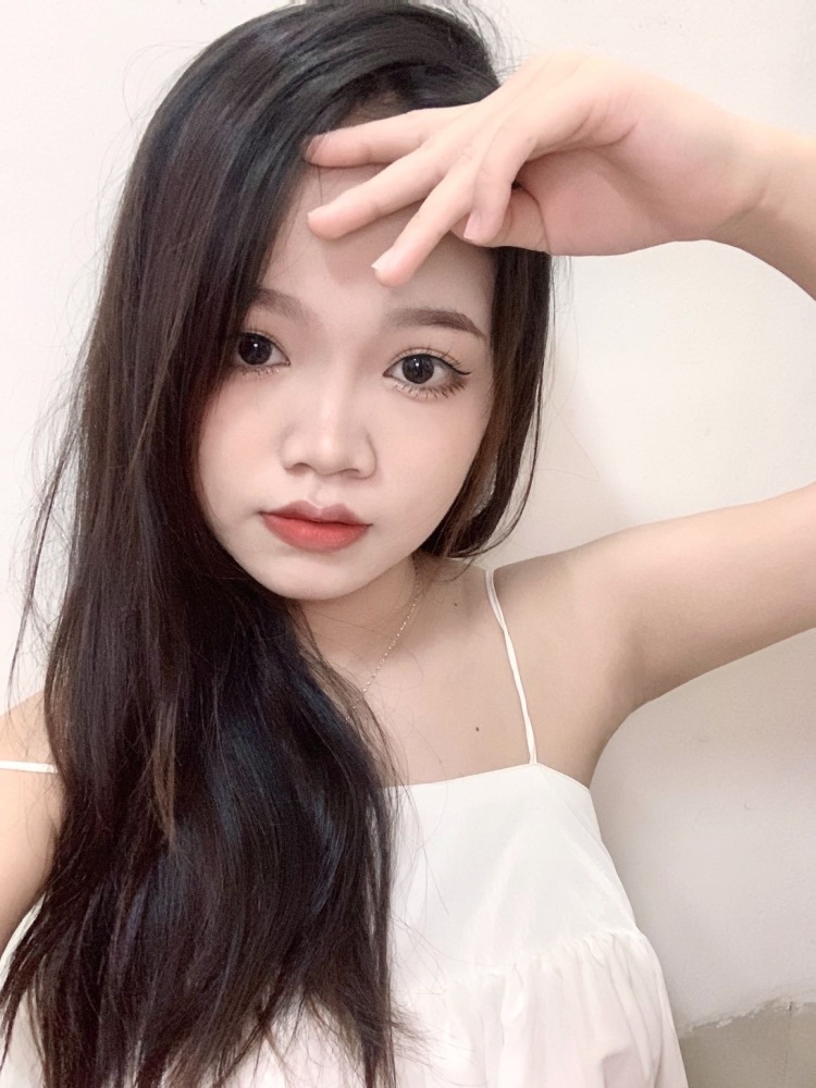 momo-海南省·海口市·龙华区-抖音-可寄拍 衣服 包包 鞋子 美瞳 身高161 体重88 不限套数 不怕吃苦