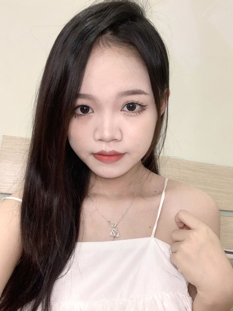 momo-海南省·海口市·龙华区-抖音-可寄拍 衣服 包包 鞋子 美瞳 身高161 体重88 不限套数 不怕吃苦