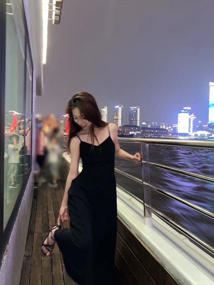 修仙人士-甘肃省·张掖市·甘州区-抖音-身高163 体重42kg 喜欢摇滚乐 接寄拍、约拍、开箱测评种草及推广