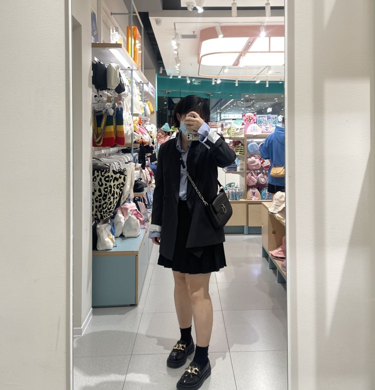 _张鱼小丸子🍡-四川省·成都市·武侯区--大家好!
接买家秀,寄拍单,口红,衣服(大码mm)包包,首饰都🉑️会简单的P图,可长期合作,不怕辛苦😜(大码mm)
身份:素人
年龄:26
身高:160CM
体重:60KG