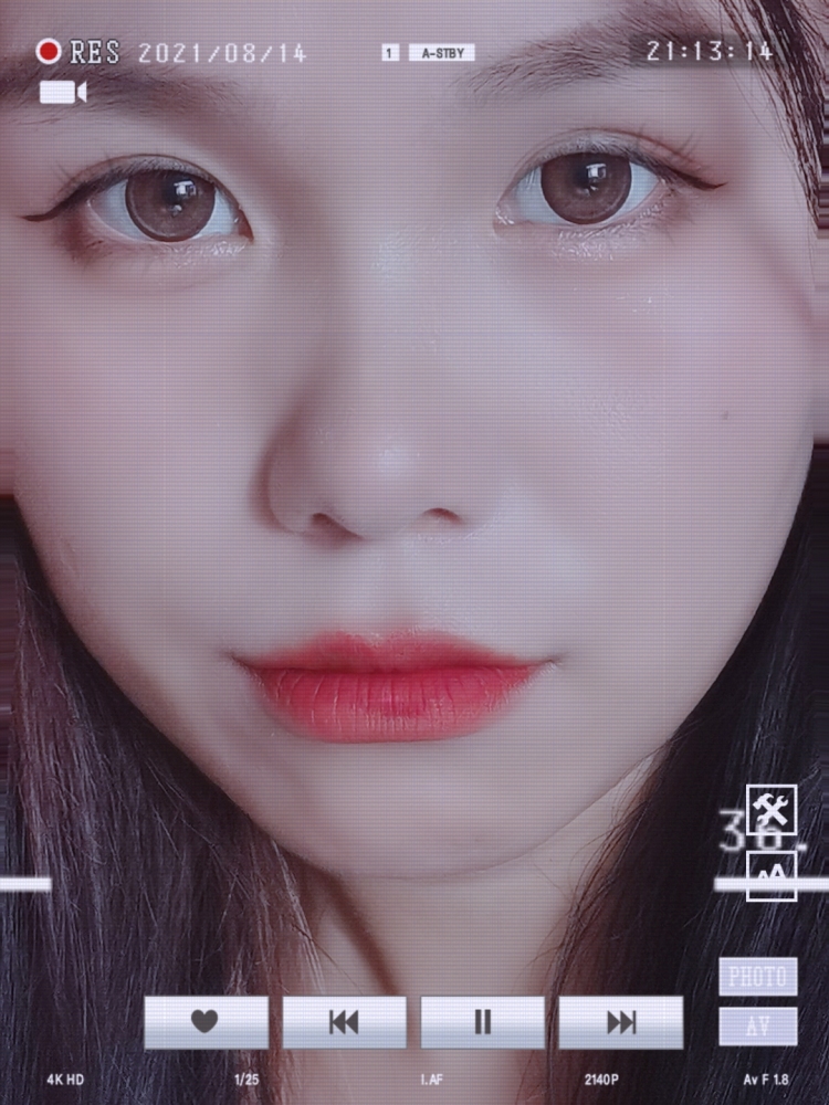 °韩欧巴-上海市·上海市·青浦区-抖音***-素人喜欢化妆穿搭，接寄拍，买家秀，首饰瞳模，会拍照修图，出图快不满意可重拍