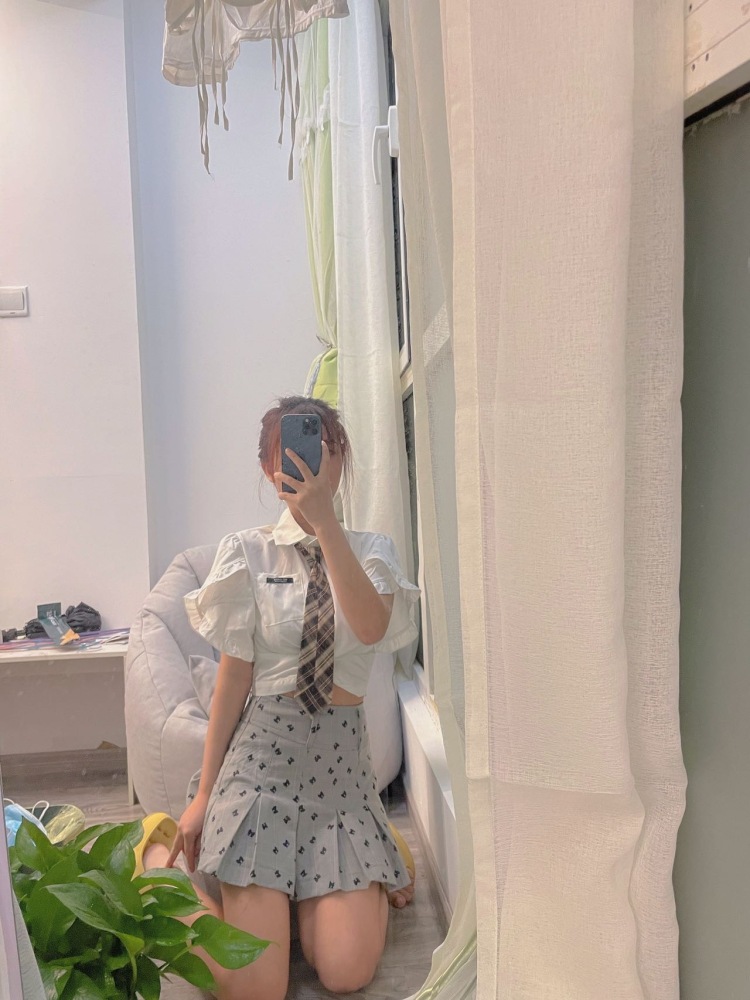 小覃-北京市·北京市·朝阳区-抖音-我是一名普通上班族 平时空闲时间比较多,想试一试寄拍
特别爱拍照 拍抖音短视频。p图 和剪辑视频。
身高:152
体重: 39kg
年龄: 26
接寄拍,jk制服 ,洛丽塔 ,衣帽鞋 ,开箱测评 化