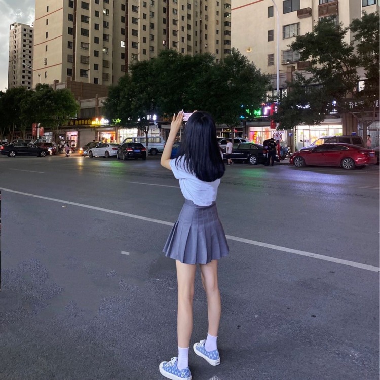 吃得多想的少-河北省·廊坊市·永清县-*** 微博-身高162体重100
拍照p图 没问题
相信从***一点一点做总有产品能🔥
总之各种风格衣服 包包 鞋子 饰品 都可以来砸单!
