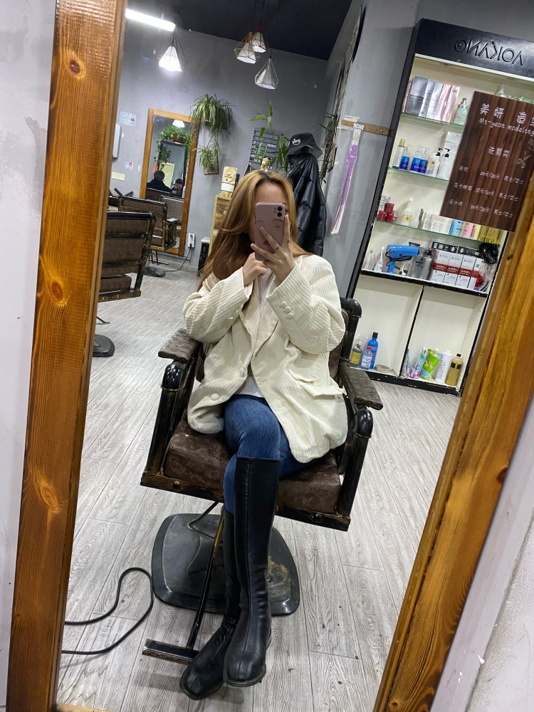 十一·-浙江省·嘉兴市·嘉善县-抖音 快手-我是一个自由职业者 平时喜欢拍照购物,第一次接触到这个平台 身高160体重93