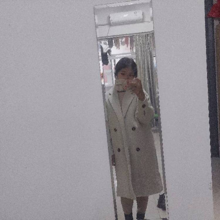 箫木垂燃-安徽省·滁州市·南谯区--小个子女生身高一米五体重47kg微胖女生可爱型女生,爱笑会化妆,会P图