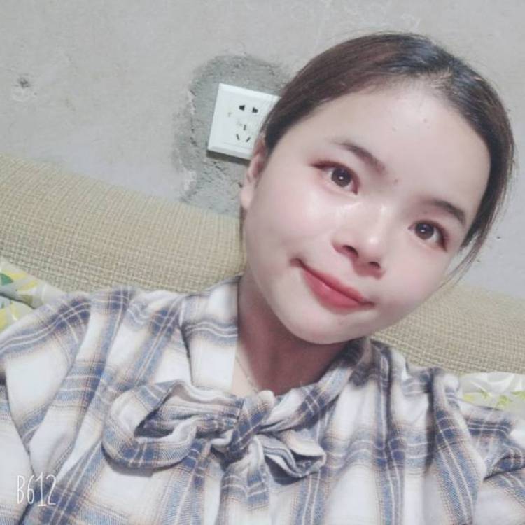 㤙㤙:-O-河南省·商丘市·睢阳区-抖音,快手,***,微博-接单服务范围,买家秀.推广. 爱好,购物拍照听音乐,平常喜欢看电影,