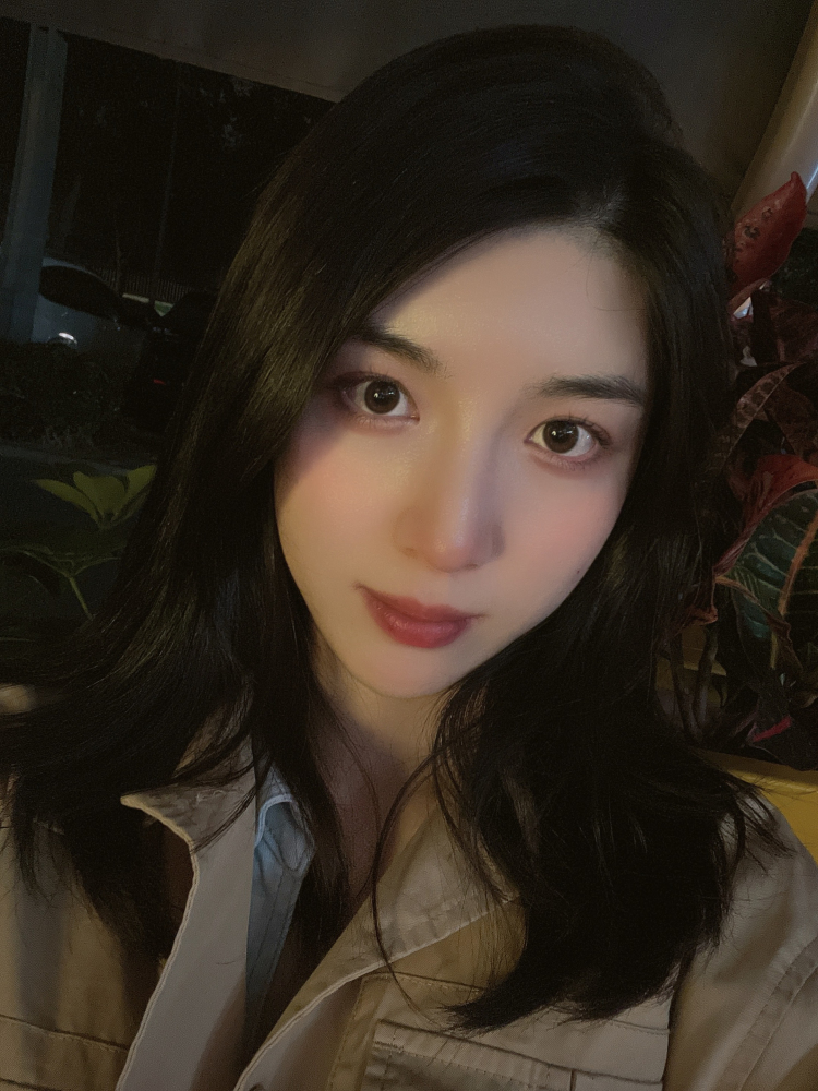 Stella-广东省·珠海市·香洲区--大家好!我是stella
身高163cm
体重42kg
年龄25
接寄拍,买家秀,会p图,擅长拍照.风格多变.
艺名:希凡欧尼
身份:素人带货
