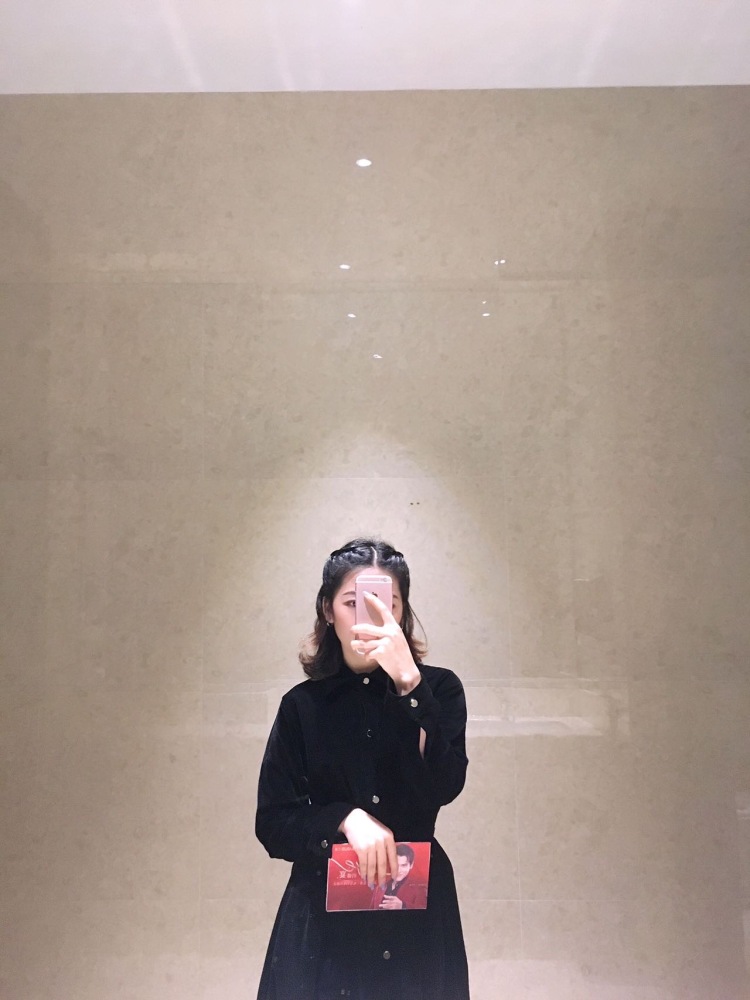 十一-湖南省·长沙市·雨花区-抖音小红薯微博快手知乎-163 89斤 从事美妆行业负责培训和直播 热爱美的事物 喜欢拍照 业余抖音主播 粉1000➕～
可接寄拍 开箱 探店等……
新人谢谢大家关照❤️