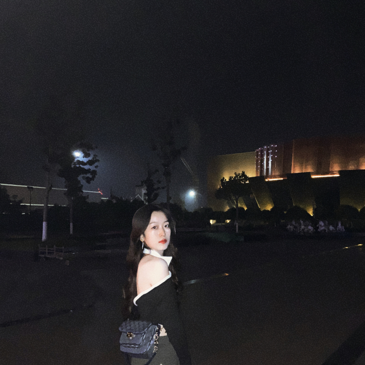 Y.-河南省·郑州市·中牟县--擅长拍照,会修图,时间充足,效率高,身高168CM体重50kg