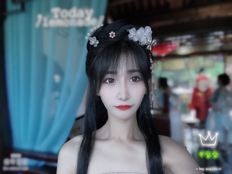 冬天-浙江省·杭州市·拱墅区-抖音 快手 -本人抖音有一定粉丝量1.4w。明天都在直播 可探店 可寄拍赠拍 可模特商演  兴趣爱好就是赚钱    也想换一个传媒公司 最好是有知名度的 不会放养不管不顾要有责任心的公司 别人长期在杭州 
不管是什