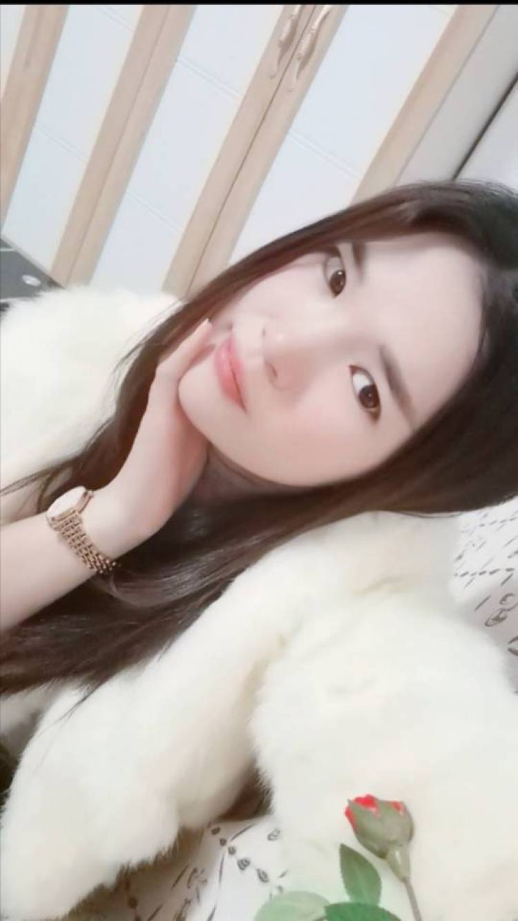 信命_-海南省·海口市·龙华区--在线接单,服装主图,买家秀,鞋子衣服耳环裤子帽子寄拍,身高166,体重52