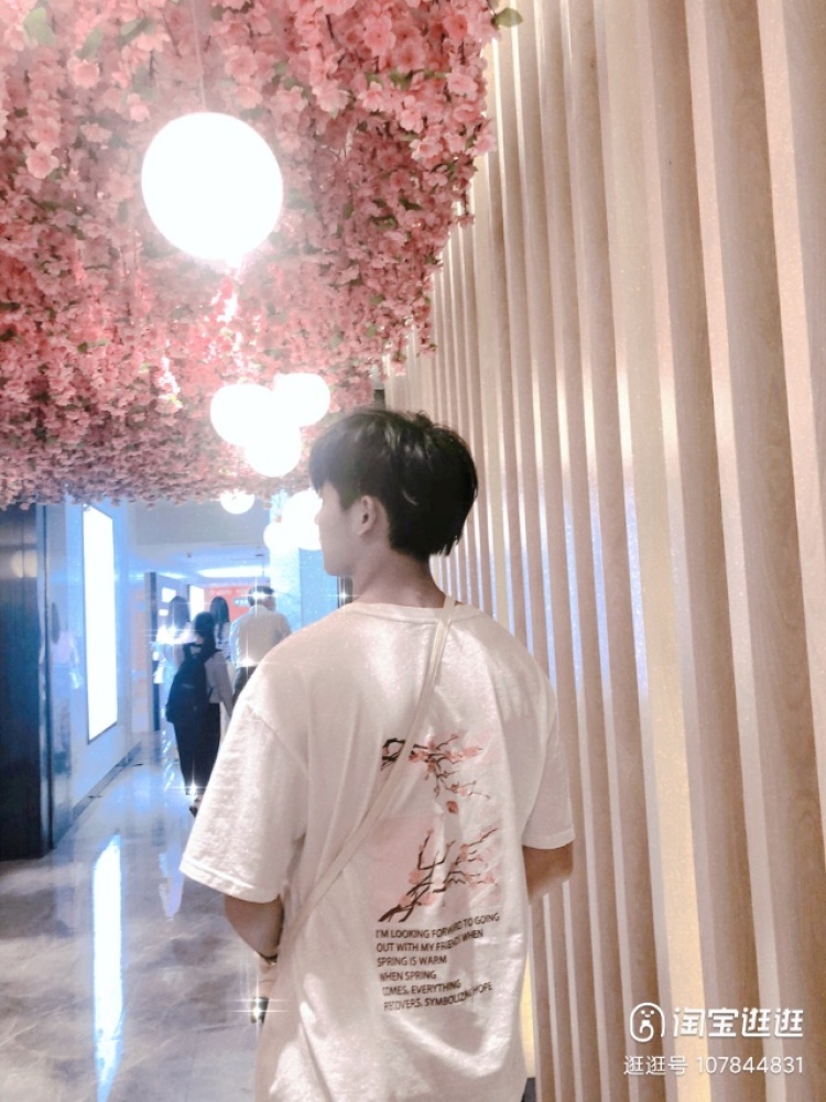 慕义-浙江省·杭州市·萧山区-抖音-买家秀 校园推广 我是个新人,可以合作,价格低,在大学,有做过直播,可推广产品