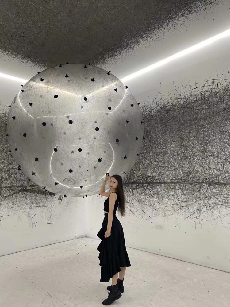zxq-北京市·北京市·海淀区--兴趣爱好特长职业是舞蹈 接单范围：寄拍 卖家秀 淘宝 身高一米六七 体重一百