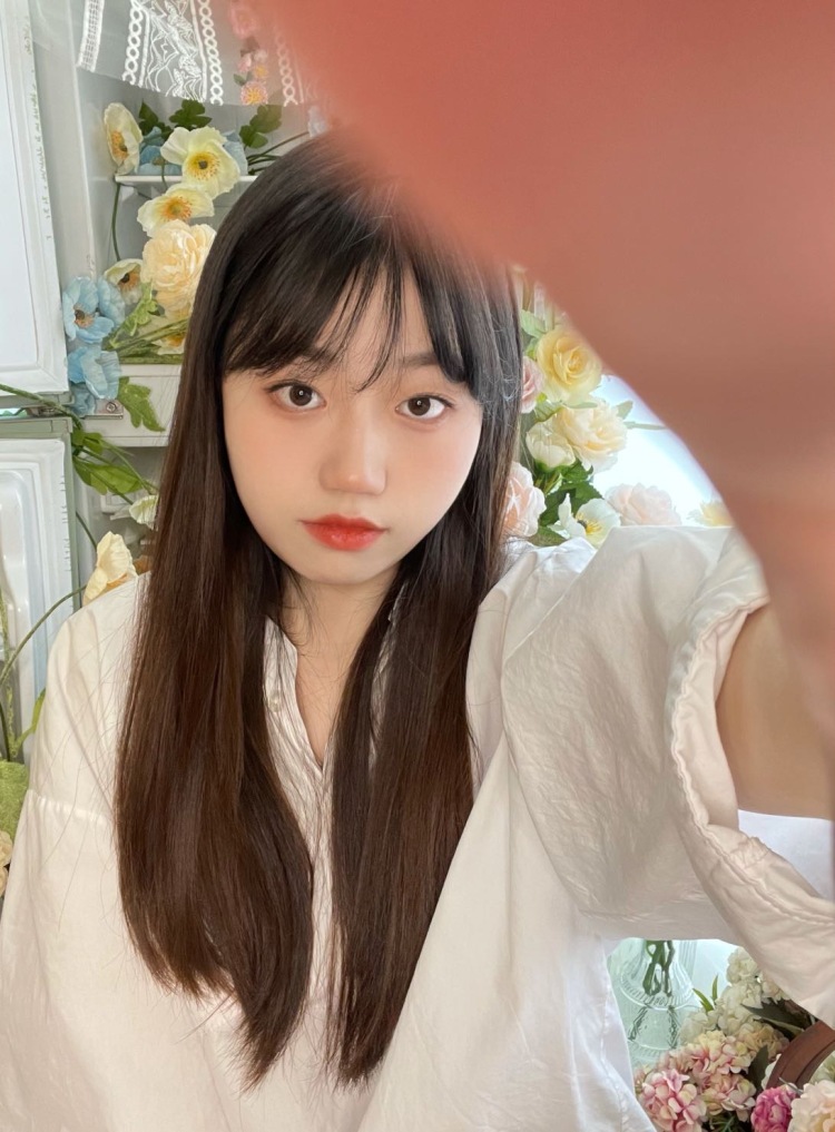 --重庆市·重庆市·江北区--接寄拍 衣服 包包 饰品 手机壳 都可 按要求 出图快 设计专业毕业 懂搭配