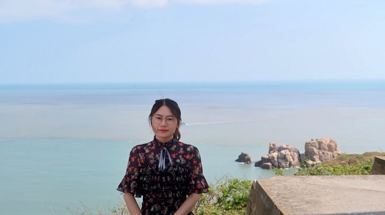 Lucky-Allison-上海市·上海市·普陀区-抖音,微博-本人热爱摄影,喜欢拍照,如有拍照相关的活动可以邀请我一起参加,更想和大家一起学习