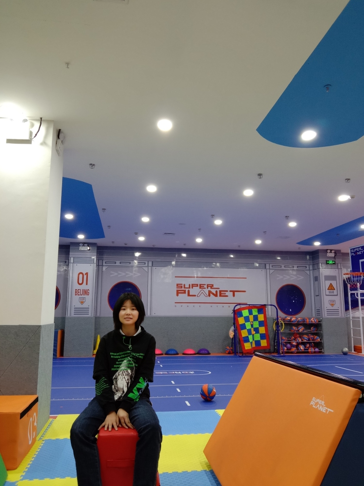 ᝰꫛꫀꪝ⁵²º-宁夏回族自治区·银川市·兴庆区-抖音-我的特长是,我会画画,才艺嘛比较搞笑,讲笑话还比较拿手!
职业:少年篮球教练
兴趣爱好:唱歌,做饭
梦想:开个甜品屋
接单范围:买家秀,免费试用,寄拍等