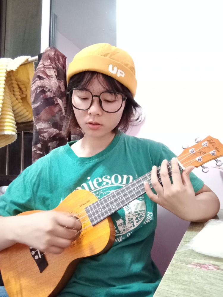 ᝰꫛꫀꪝ⁵²º-宁夏回族自治区·银川市·兴庆区-抖音-我的特长是,我会画画,才艺嘛比较搞笑,讲笑话还比较拿手!
职业:少年篮球教练
兴趣爱好:唱歌,做饭
梦想:开个甜品屋
接单范围:买家秀,免费试用,寄拍等