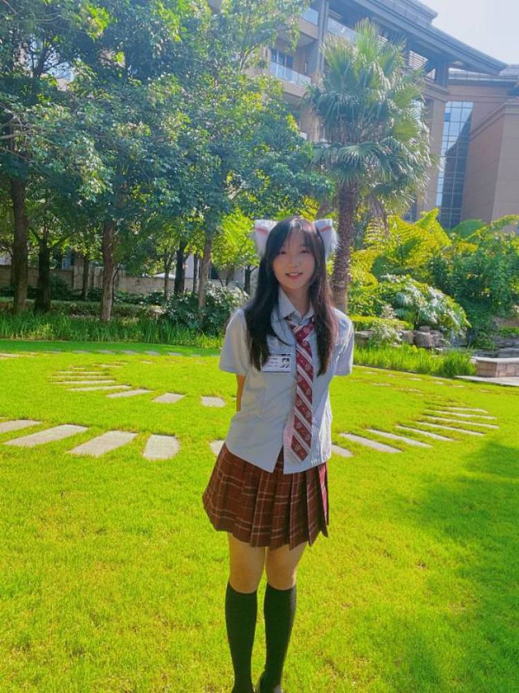 ᯤʸ ᵒ ᵘ-云南省·昆明市·五华区-抖音 ***-买家秀 ***种草
可接汉服 jk 常服 配饰
接寄拍
身高163体重52