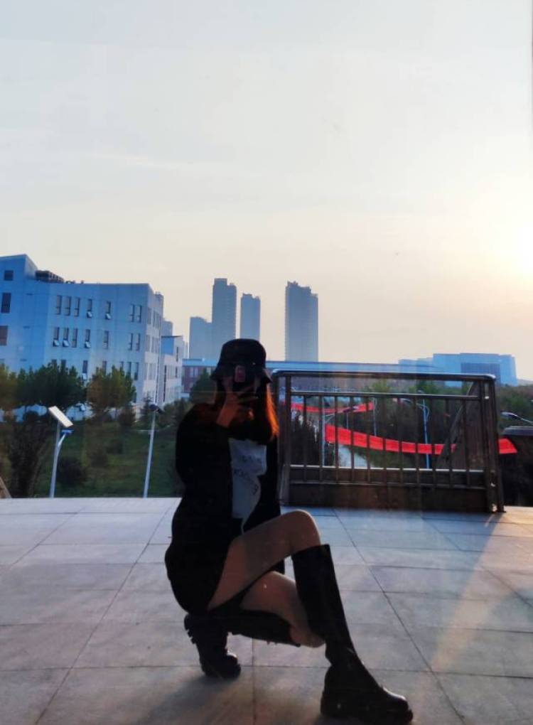 :-陕西省·咸阳市·泾阳县--学生喜欢拍照,穿搭,p图等 可以接寄拍淘宝***平面拍摄等 新手小白第一次寄拍请见谅