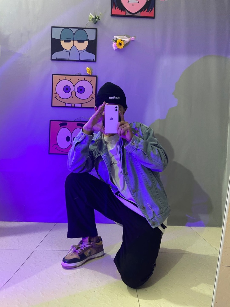 ·-河南省·南阳市·西峡县--照片是本人 后期有什么要求可以在沟通 可接受寄拍,平面模特,短视频创作。