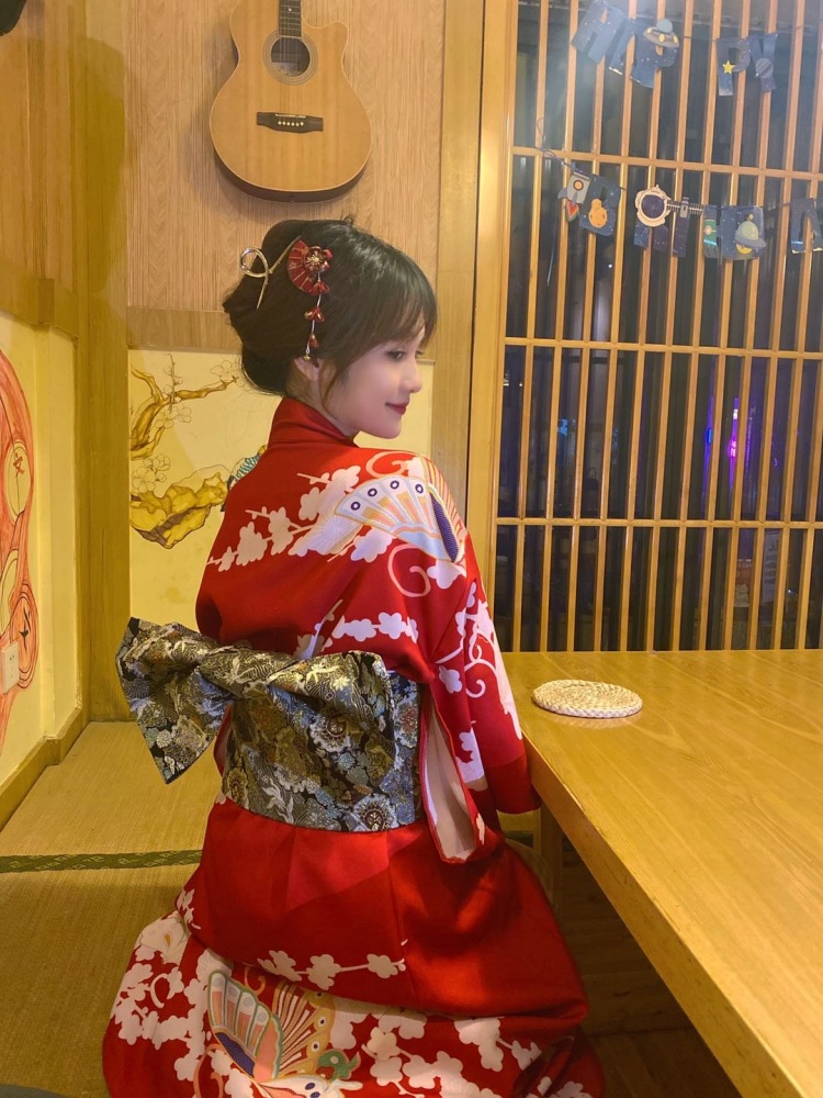 凢妤-四川省·成都市·锦江区-*** 大众点评 抖音 美团-接探店打卡,商拍,短视频创作,好物推荐,买家秀,直播带货,软文图片推广,开箱测评,互勉创作哦~