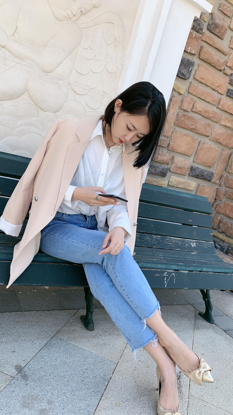 吕小花永远18 -辽宁省·葫芦岛市·绥中县-抖音-可拍摄多种风格服饰,可出视频,会化妆,修图,剪辑视频,出图速度快