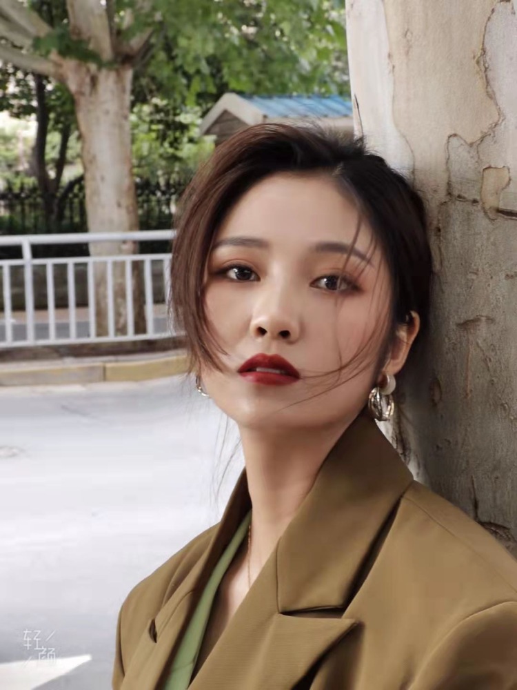 渡、-河南省·郑州市·中原区--买家秀,各类衣服寄拍,没那么多事,特点突出胸部比较美感,认真,负责人