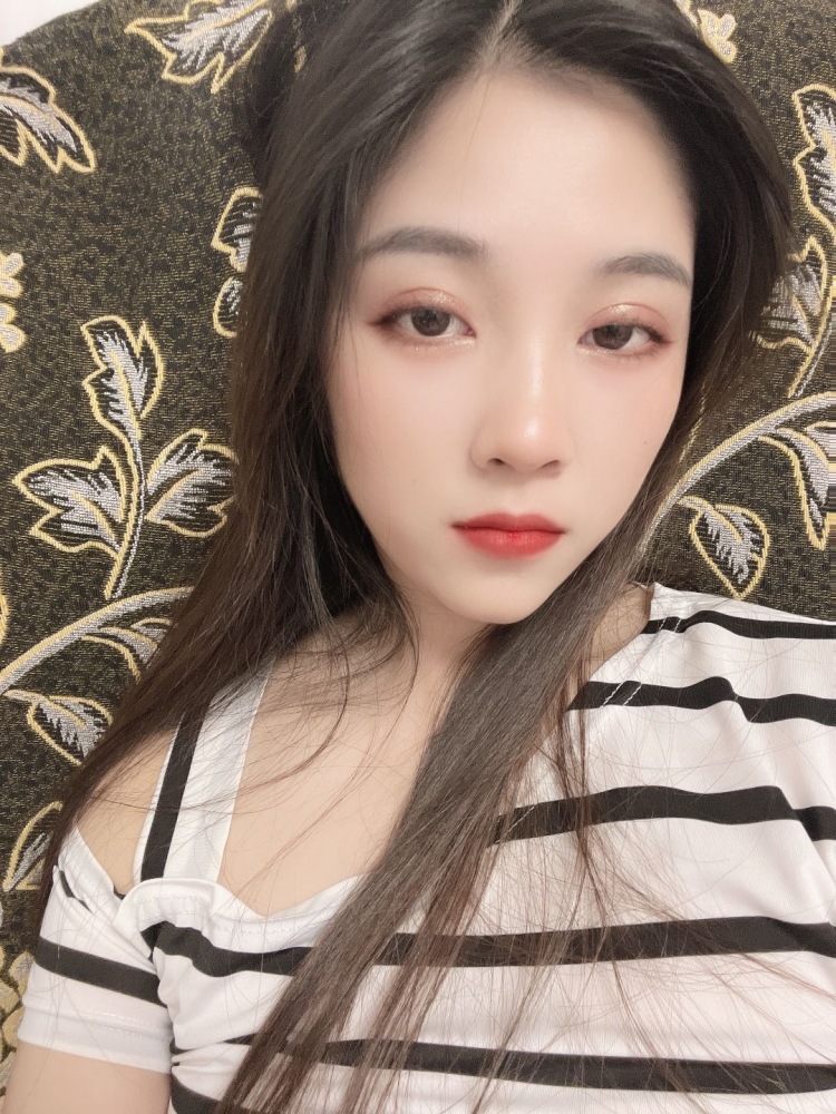 渡、-河南省·郑州市·中原区--买家秀,各类衣服寄拍,没那么多事,特点突出胸部比较美感,认真,负责人