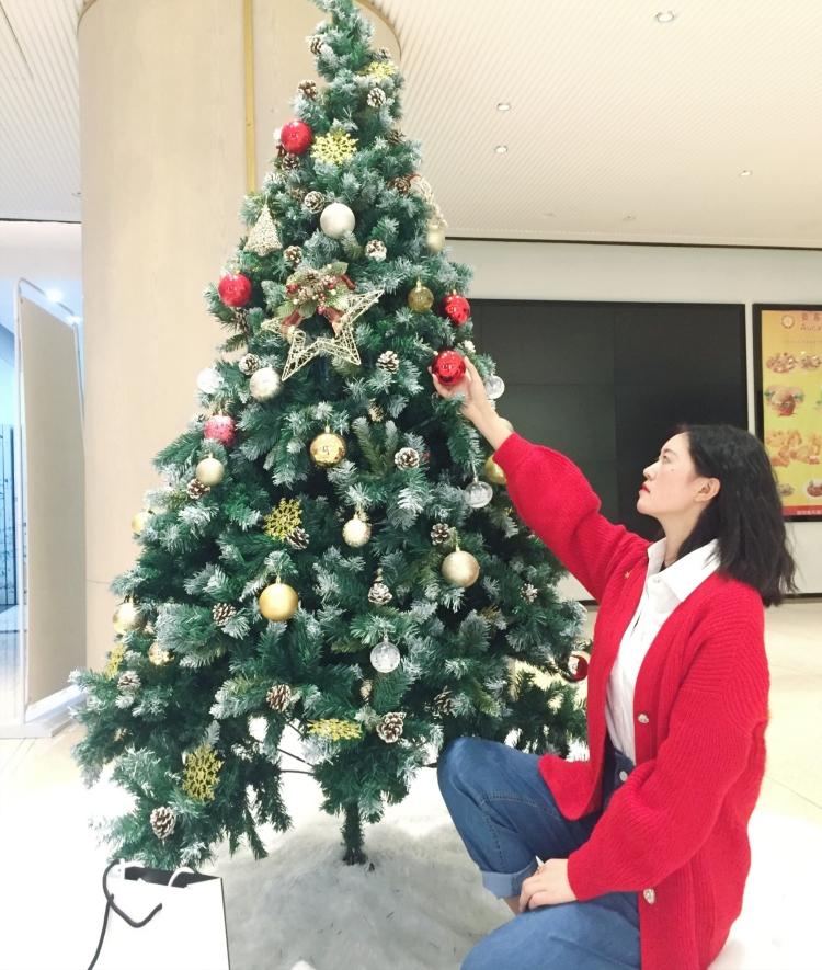 夏慕-贵州省·贵阳市·白云区--身高168cm,体重49kg,会拍照会批图,做事追求完美,细心,能驾驭任何风格。