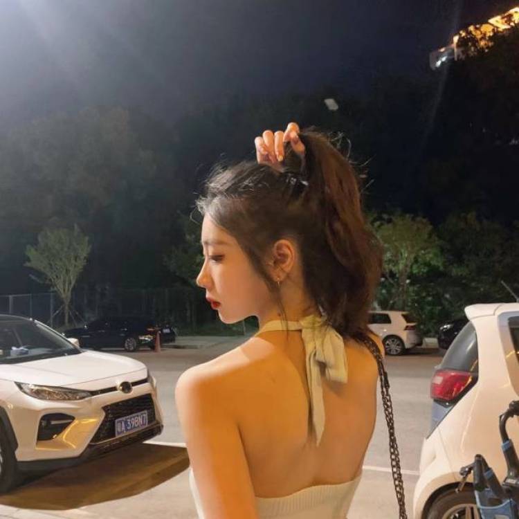 Passerby-广东省·广州市·天河区-抖音***微博-学生01~
接单服务范围 买家秀、淘宝测评推广、 开箱测评、免费试用、种草笔记软文创作及发布、探店打卡 平面模特兼职、新媒体运营、品牌代言、营销推广、社群推广、校园推 、社区团购推广,送寄拍合作。