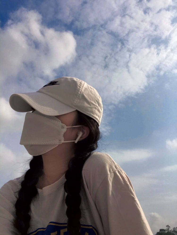 敢敢.-广东省·广州市·荔湾区--身高165,体重102斤
美妆护肤品 服装寄拍
探店
欢迎找我!!
