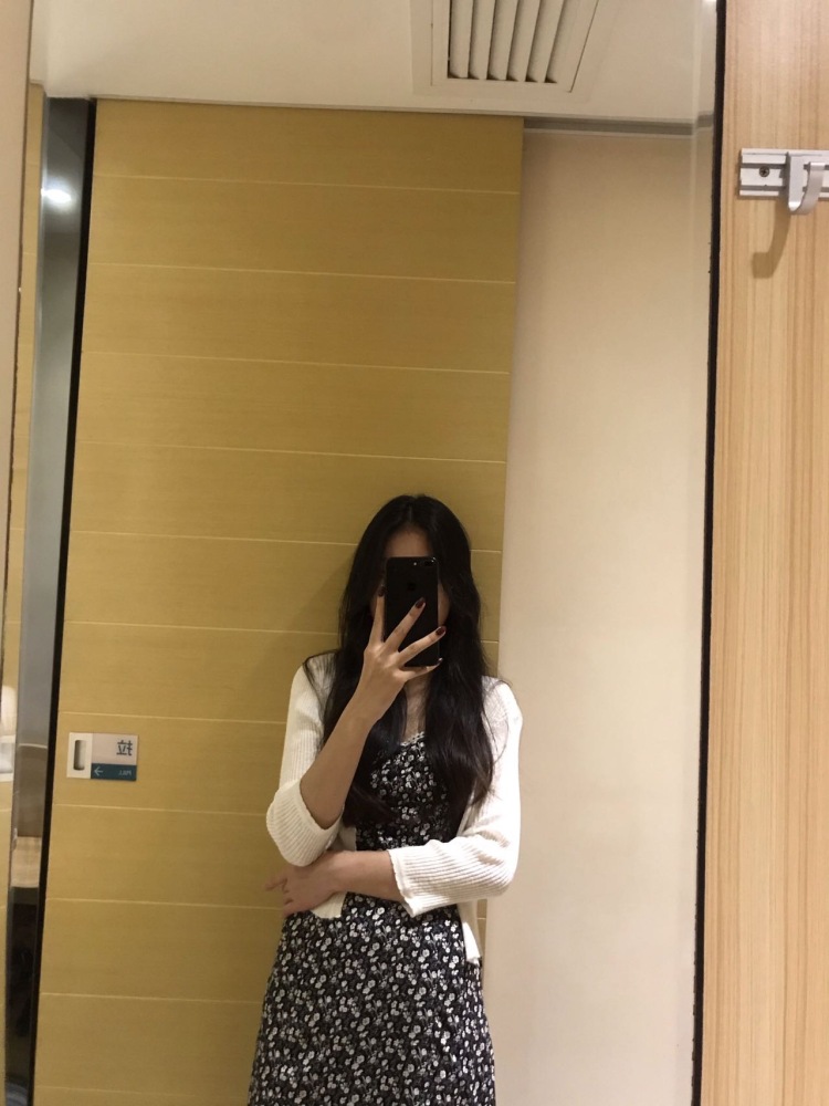 敢敢.-广东省·广州市·荔湾区--身高165,体重102斤
美妆护肤品 服装寄拍
探店
欢迎找我!!